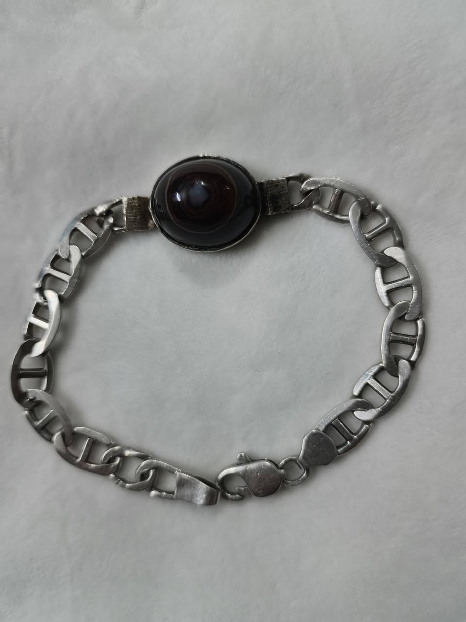 يا الله متاح 

زناجيل عدد 2 وسوره مداليه وسوار 
فضه مختمات عيار ٩٢٥ ايطالي 
سعر الغرام ٣٥٠٠ وزنهن موضح بالصور مكاني بغداد جديده ***********
