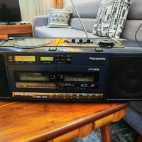 مسجل بانوسونك ياباني اصلي مسجل وراديو وسيدي  نظافة 90 % شغال فقط الراد...