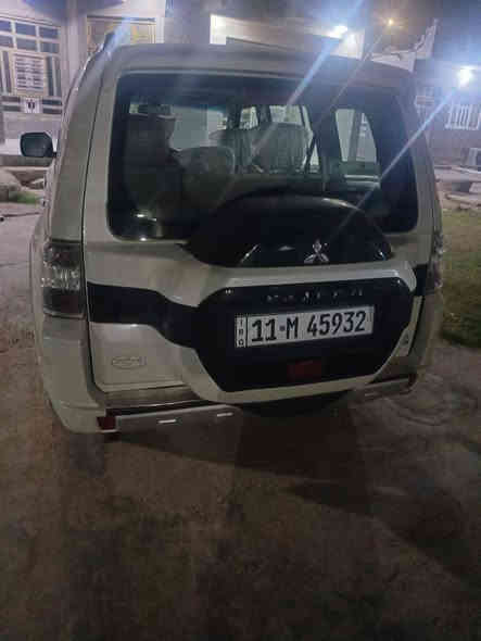 باجيرو للبيع موديل 2015حبتور
فول مواصفات فتحه تحكم ستيرن ثلاث جيهات كامره حياسات دمام 
 مكان للسياره الانبار الحبانيه 
السعر 185ورقه وبيه مجال للطيبين
للتصال ***********
