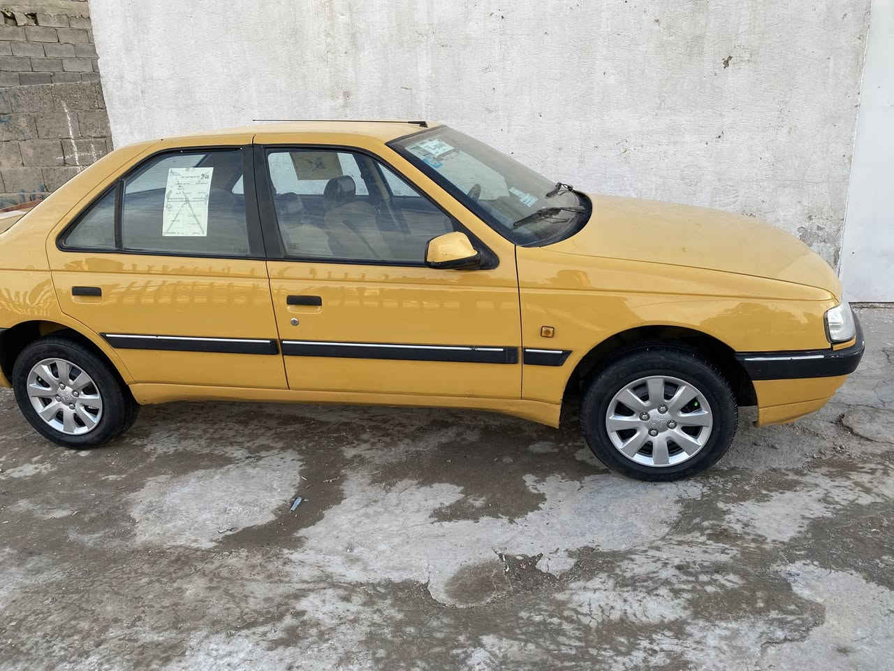 سلام عليكم بيجو لميس موديل ١٥ مكفوله كفاله عامه شرط سونار مكينه كير حداده سياره اوتماتيك كير فرنسي مكينه بلاديه لا طبه كلشي بلادي هيئه مصفره غرامات بسمنه سنويه ٢٧ ماشيه ١٦١ سعر ٤٩ عنوان بغداد الهاتف ***********
