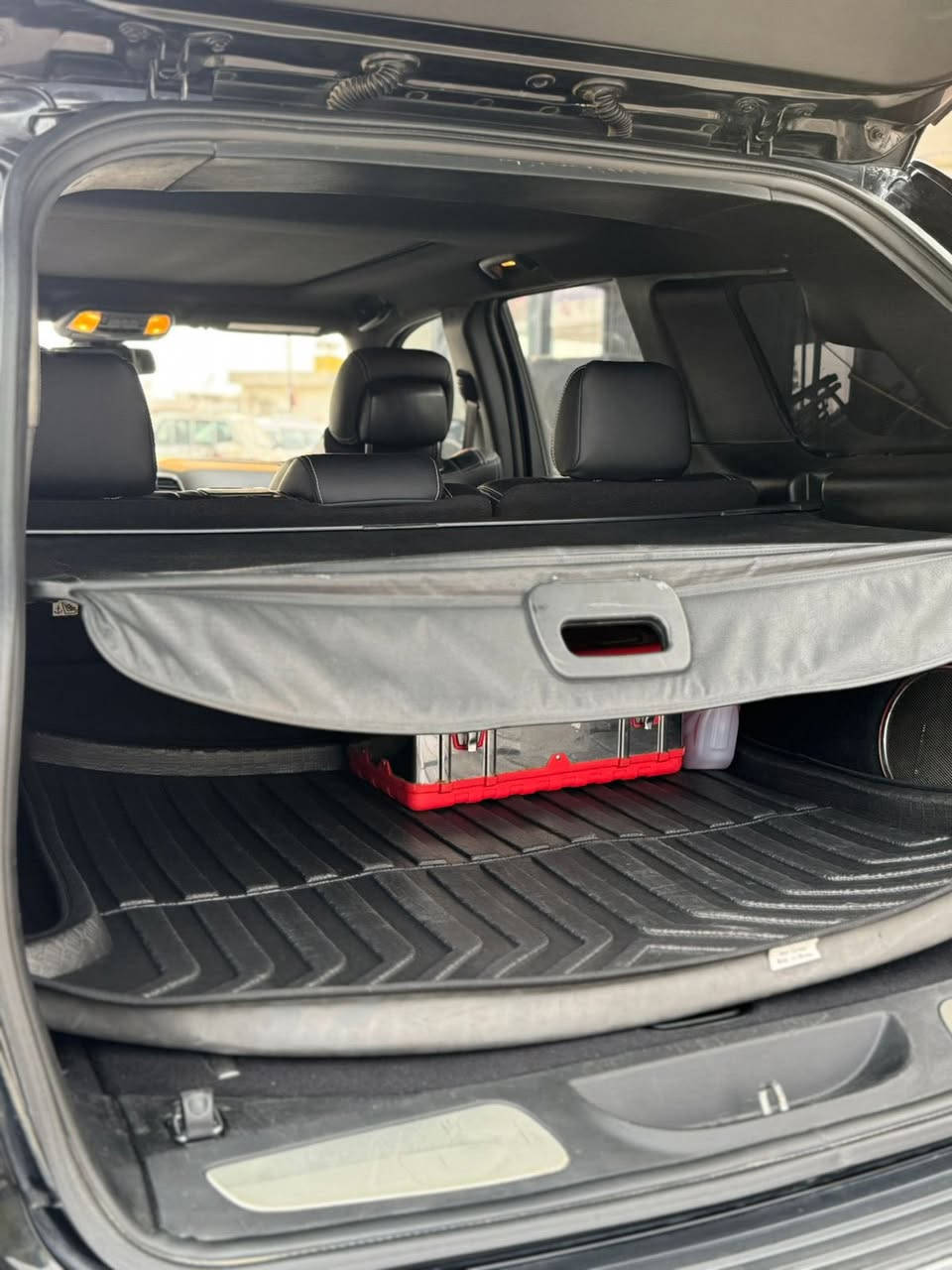 جيب لمتت 2014 كلين مفوله واحد ع واحد بنوراما كشن تدفئه تبريد صندوك كهربائي صدر جديد مسوي بيه بارد اربع صابع وتلث رصعات صغار تشغيل عن بعد متواجده سياره في كركوك السعر 230 وبيه مجال لشراي وسنيويه بأسمي لغايه 2030تسقط ملاحظه السياره موجوده بكركوك


**إذا كنت صاحب هذا الإعلان وتريد حذفه لأي سبب، رجاءا أرسل رسالة إلى الدعم الفني**