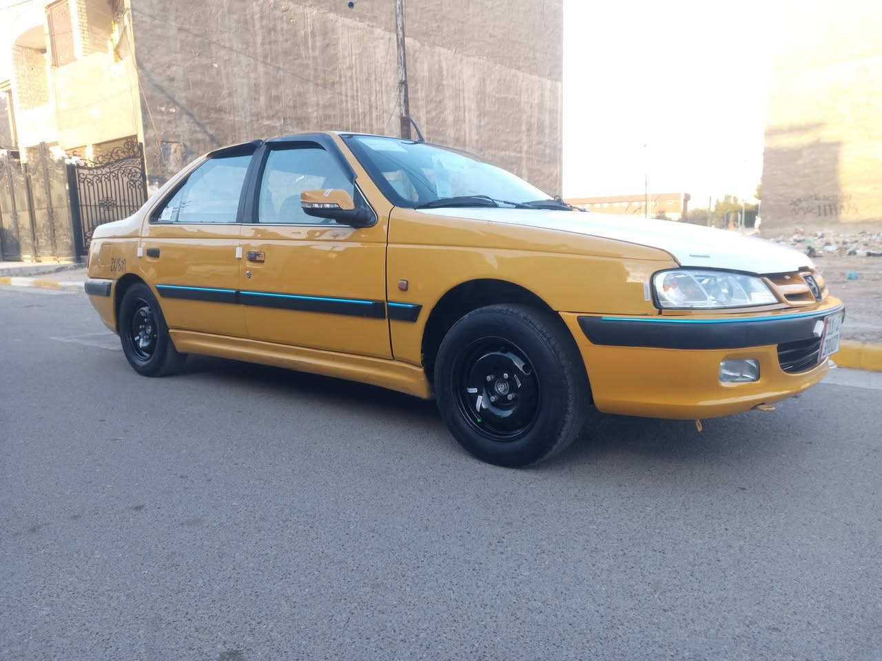 بيجو بارص موديل ١٥ محرك لاصرف ولاتبخير صدر أمامي وخلفي جديد تخم تاير جديد تبريد ثلج دوشمه عام رقم جديد دولي بغداد سياره جاهزه من كلشي مكان السياره بغداد السعر ٣٨ وبيهه مجال قليل ***********
