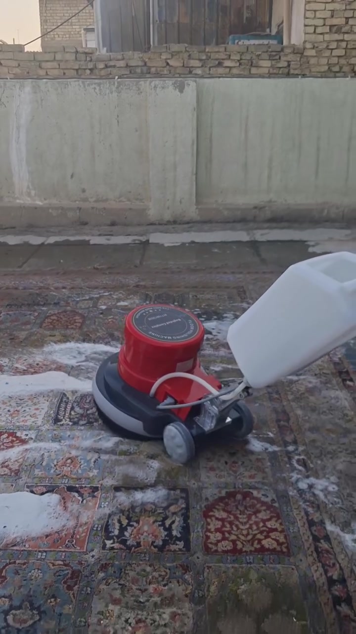 زولية  السجاد وصخة احنة نجيك للبيت نغسلة ونشفة  ونرجع ثاني نغلفة بنايلون وكل ذالك باسعار مناسبة سعر المتر بالفين للحجز راسلونا***********#
