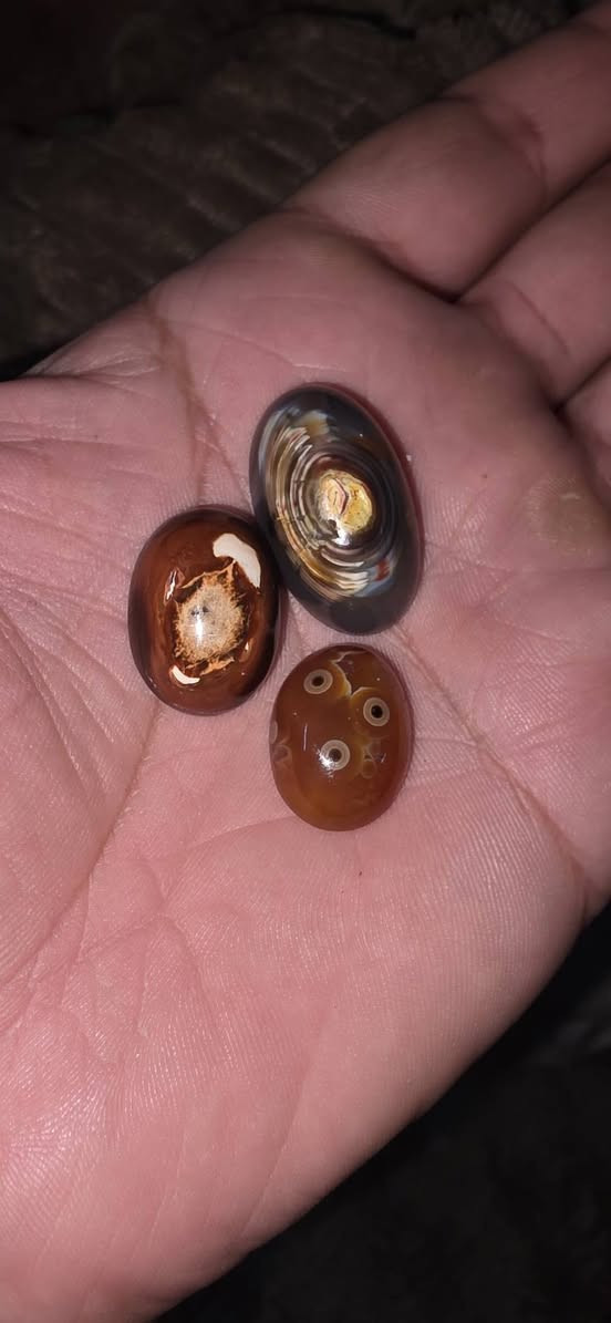 ياالله نوادر الاحجار ***********
