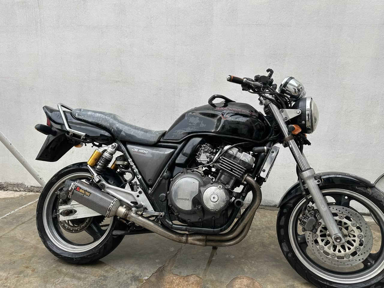 Cb4 موديل ١٩٩٤ ١٦ ولف مثال عن جمالية قفل ١٢ ورقة بيها  كركوك ***********عطل ورقتين ينزل من سعر ١٠ قفل مو شراي لا تعبني
