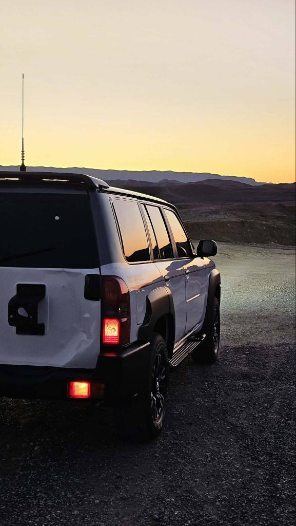 Nisan patrol super safari
مۆدیل ٢٠٠٨
حەجمی مەکینە بیلاد ٤٨٠٠/گیر تۆماتیک عادی بەشەرت
کامل گیان بەشەرت ٤ تایەی لۆکی لەژیرە
بێ نووقسانی
 ناوی داخلی لۆکە//ئەکسل و دەبل ئەکسل شانسی بەشەرت ناوشانەکانی نەتەقیوە بەشەرت
دەعامی بۆ دەعامی بەشەرت بی دەعم و لیدراوی تەنها ٢ بست بۆنیتی بۆیاخە بی ناوگرتن   
گێڕ مەکینە کارابایات تاقم وایەر هەمووی بە شەرت
بێ نوقسانی بێ هیچ شتێک
مەکینەی چرکەی نیە وەکو سەعات ئیش ئەکات
هەیکەلی نەکەوتووە 
سەیارەکە زۆر زۆر جوانو دانسقەیە
مزایدەی کەرکوک وەکالەت و رەقەم بەشەرت
ڕاستەوخۆ ئەکرێت بە ناوتەوە
تەنها فرۆشتن
بۆ سعر تەلەفون بکە لە /سوپاس بۆ ئادمین خزمەتام***********/*********** كويسينجاك, أربيل
