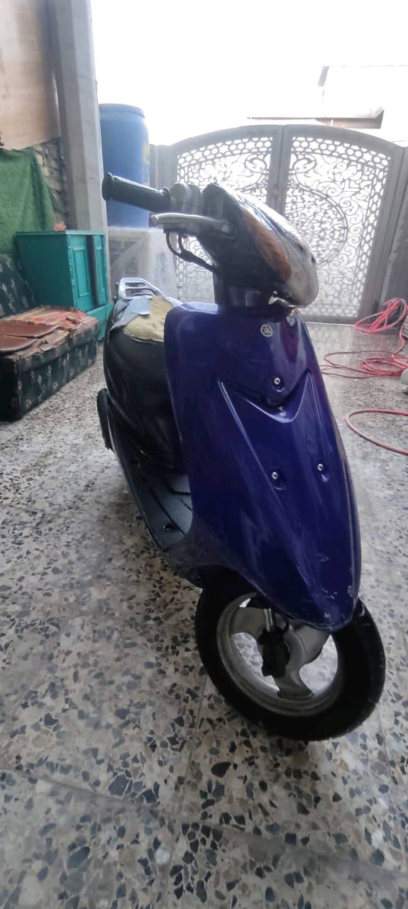 دراجه عصفوريه  60 سلف هندر كهربائيه كلها شغاله خير من الله وبيه مجال 