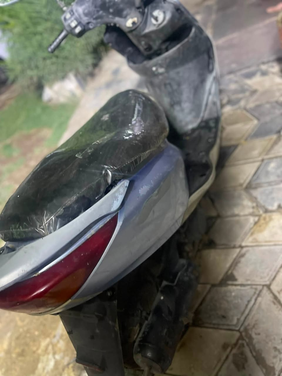 دراجه بريز  ب 400
بغداد


**إذا كنت صاحب هذا الإعلان وتريد حذفه لأي سبب، رجاءا أرسل رسالة إلى الدعم الفني**