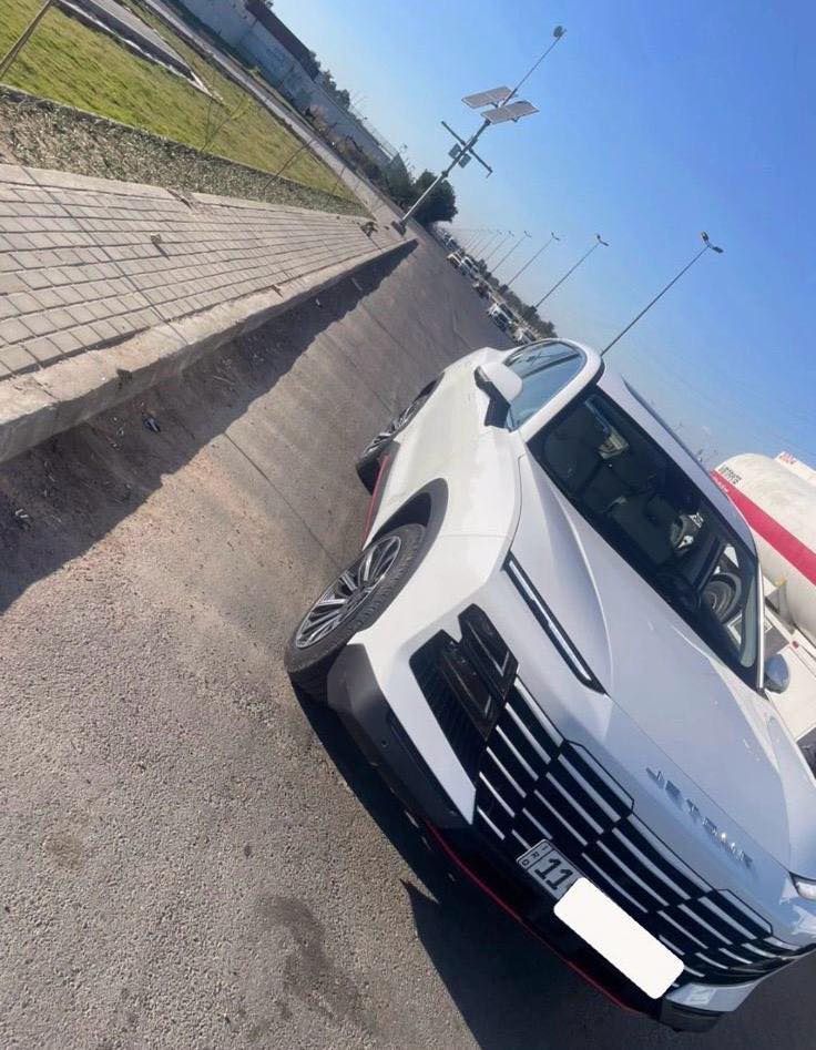 السلام عليكم
جيتور داشنك 2025 فول موصافات مكينة  المرغوب 1.600 

السيارة مكفولة 

ويل 20
فتحه بنوراما
ماشي 19 الف قابل للزياده 

السعر 26,600,000 

☎️للاستفسار☎️ 

***********
