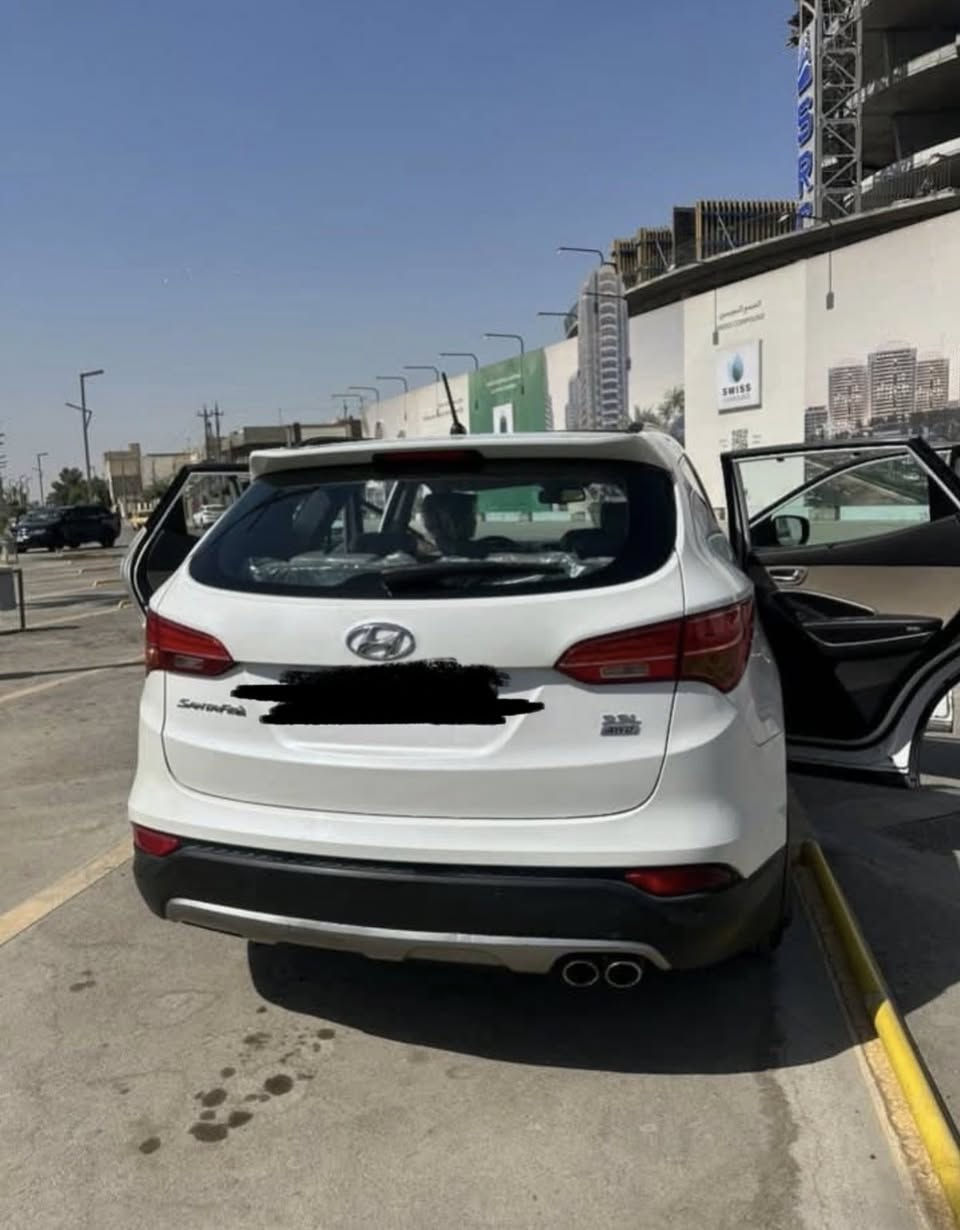 يالله 
سنتافي ٢٠١٣ خليجي كفاله عامه رقم بغداد الننكليزي الدولي باسمي شخصيا هزة وسنويه لل 2031 تحويل مباشر السيارة خليجي وفول مواصفات للاخير 1/1 
محرك 6 سلندر 
بانوراما 
 7 راكب عائلي 
ثلاث قطع تبريد 
كشنات جلد 
بردات خلفيه 
فور ويل 
شاشه ايباد 
كامرة خلفيه
لايت عدسه 
تبريد ثلج ثلج 🧊 

السيارة مكفوله كفاله عامه من كلشي خليجي وجديدة كلش وسونارها داخل المنشور ماشيه 128 الف حقيقي 

السعر (( 170 )) وبيها مجال للشراي 

مكاني // النجف // للاتصال // ***********
