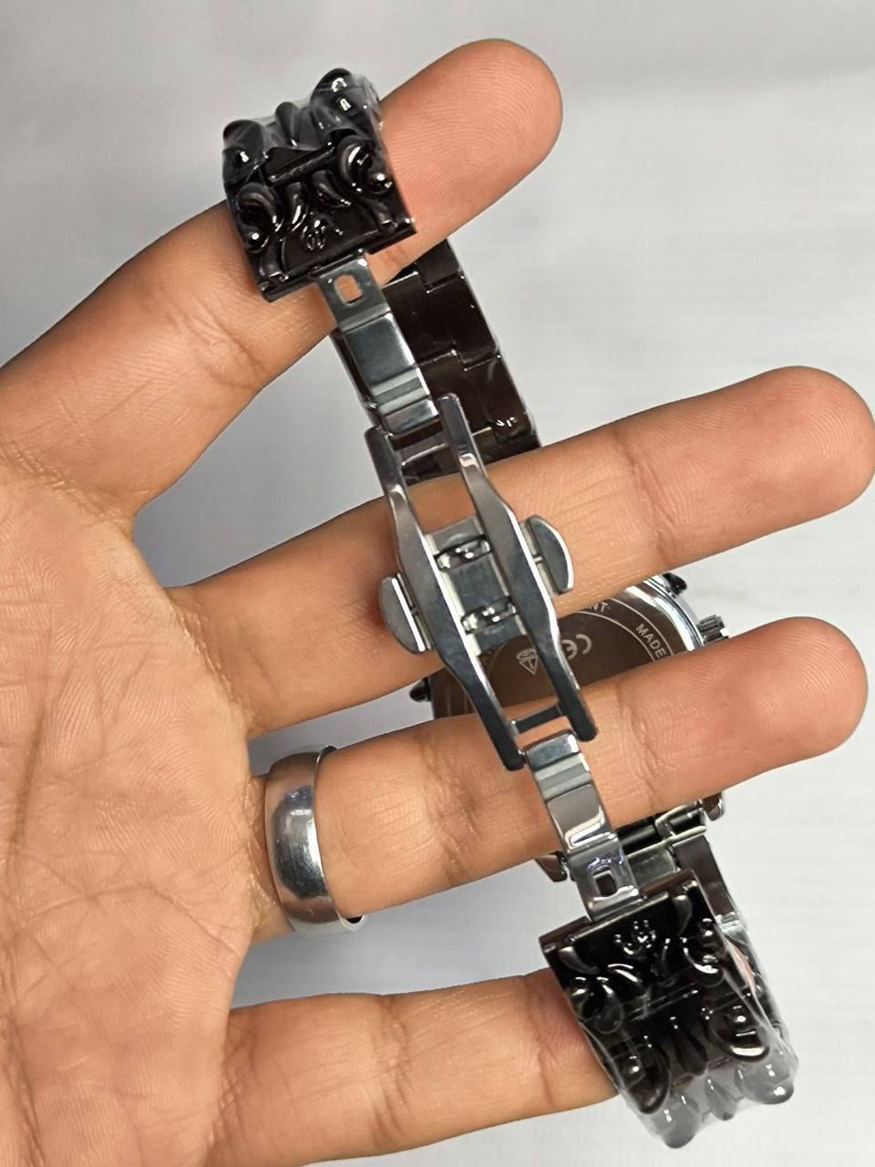 ساعة وارد اوربي DHL اورجنال شرسه
تحفة فنية 🥹🔥
بمحبين الرعب والفخامة
مكينة كوارتز 
ميناء شرسة بالون (الاخظر) مزودة بمنفذ تاريخ
اميال لامينوس 
مقاومة ماء وغبار 
زجاج معدني ضد الخدش 
قفل فراشة

ملاحظة :- متوفر قطعة واحدة فقط 

السعر :-30 الف ع اول تم
للحجز والاستفسار يرجى مراسلة الصفحه


**إذا كنت صاحب هذا الإعلان وتريد حذفه لأي سبب، رجاءا أرسل رسالة إلى الدعم الفني**