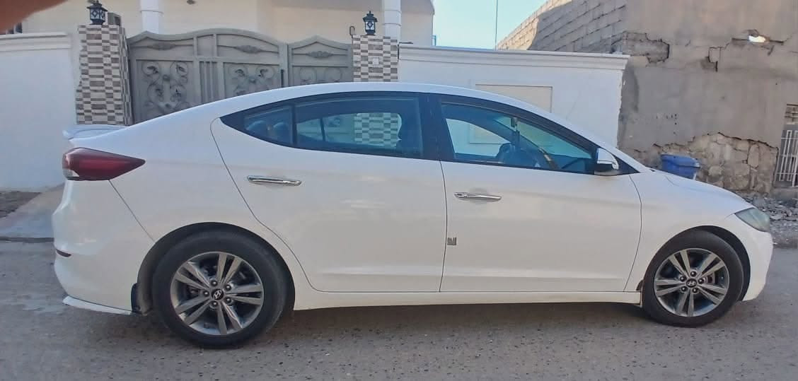 النترا 2018خليجي فول موصفات رقم بغداد مكفوله عدا شبر بارد
السعر 152وبيهه مجال
استفسار اتصال ع رقم ***********
