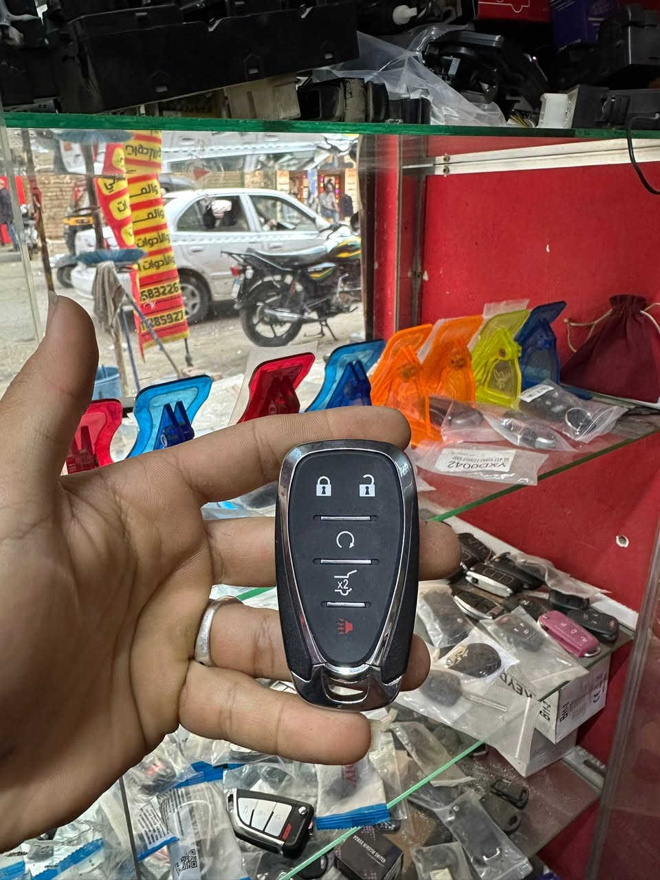 مفتاح الأمير 🔑 

….متاح لدينا جميع أنواع المفاتيح و البصمات الاصليه ….😎

….يمكنك التواصل من خلال الهاتف 011 11404211


**إذا كنت صاحب هذا الإعلان وتريد حذفه لأي سبب، رجاءا أرسل رسالة إلى الدعم الفني**