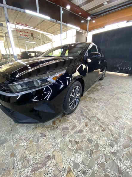 السلام عليكم كيا فورتي موديل 23 حادثه
بنيد مبدل وجاملغ بارد بدوان اي دواخل 
وصار عندي بيه كازكت وشغل درجه اولى فقط كازكت
 موصفات شاشه كامره رادار امامي لخلفي جانبي 
 ماشيه 24 رقم اربيل تحويل او وكاله شرط
مكاني بغداد الدولعي
السعر 140 وبيه مجال 
***********
