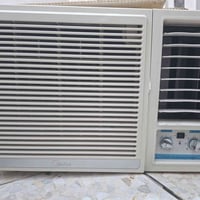 مكيف نوع ميديا 2 طن شغال مستخدم سعر 200 الف  بغداد الامين الثانيه   07...
