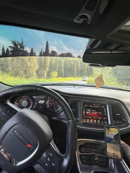 سلام عليكم جالنجر للبيع ٢٠١٦     شاشه جبيره           سياره حادثها والسونر منشور وياها 
شاشه جبيره سياره 
زنون سعره ٣ أوراق شاده 
زرع عدسات 
سياره ما بيها نقص ترابك البصره 
السعر.١٣٩. 
***********
