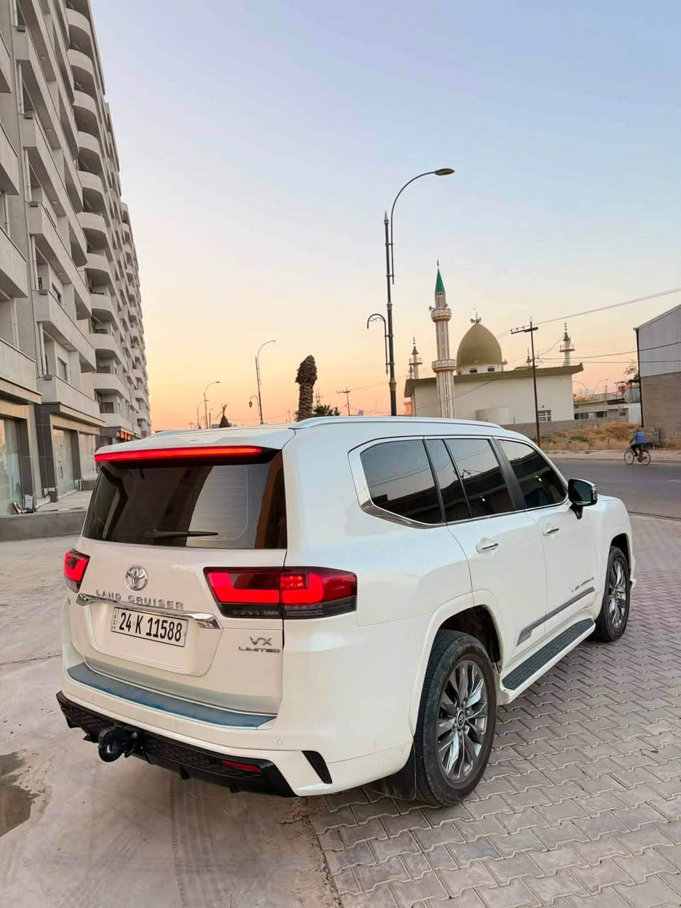 السلام عليكم                           665بيةمجال
تيوتا لاندكروز 2023شركة ساز ضمان
2023VX limited
ساز اصل بعدها بلضمانSAS
ام الرادار 
الون ابيض
رقم شمالي  بأسمي سنويه 
بية كتاب جامات اسود مضلل
ماشيه   80 الف 
فول مواصفات 
سعر665بيةمجال شرائ
عنوان كركوك
للاستفسار 

*********** كركوك, العراق
