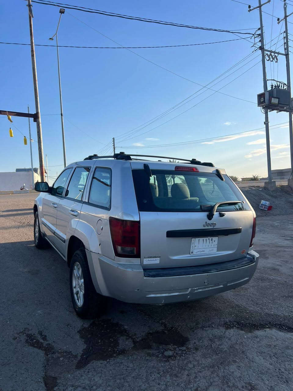 جيب كراند شيروكي 2007 مكفوله
محرك 6 سلندر 3700
تدفئة وتبريد
كشن كهربائي
ماشيه 173 الف
السيارة جديدة ونضييفة 
***********
