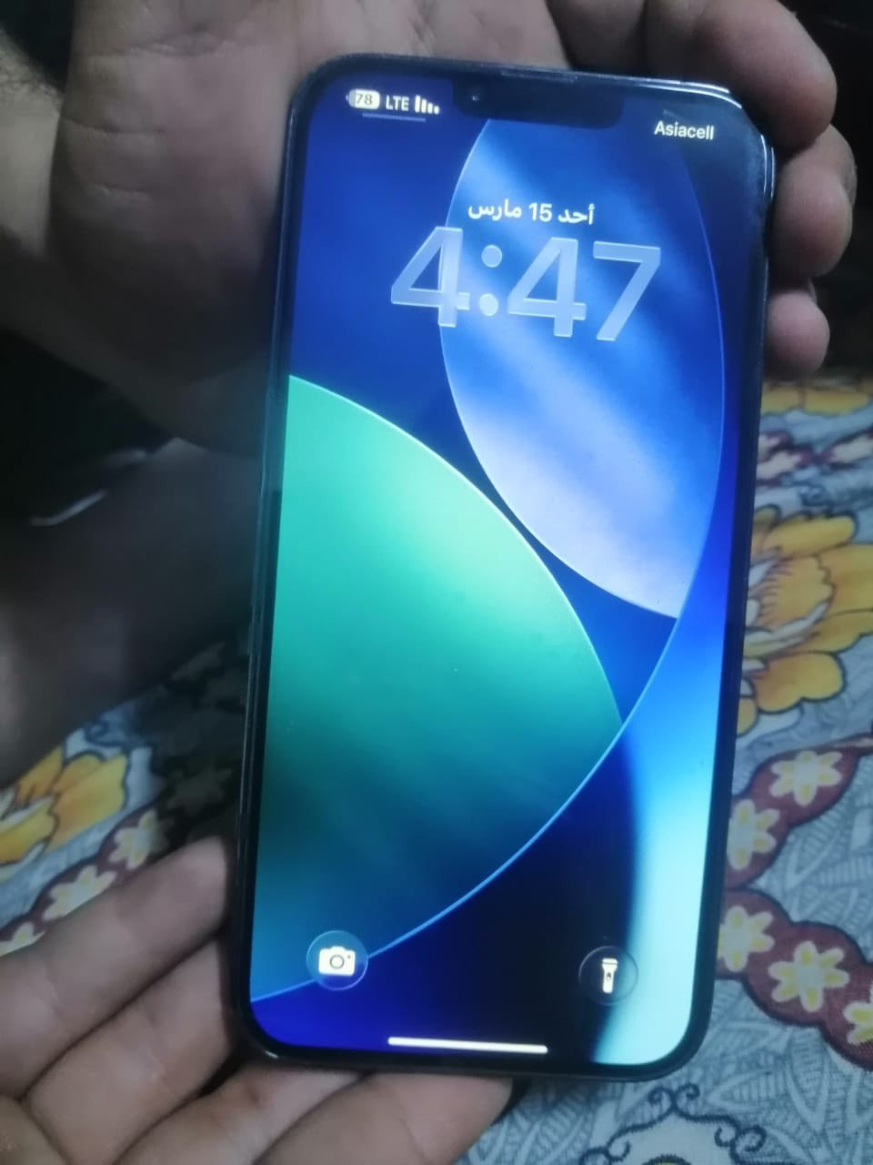 سلام عليكم 13 برو ماكس امريكي بطاريه 93 مبدله من امريكا الجهاز نضافته فول وكلشي مابي يشهد الله تعال افحص وجربه مكاني كربلاء المركزيه متواجد ايضا على الفيس وهذا رقمي ***********
