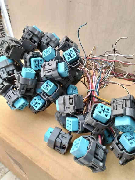 ✍🏻فيشة ألنترا مضلع قاعدة فيت بم...
عدد مفتوح ألسعر 3000.جملة مفرد.. هاتف  ***********
