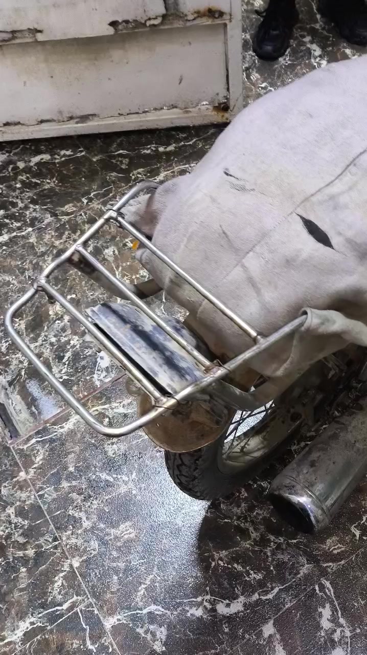 شباب درجة للبيع أوراق موديل 13 لا كايمه ولا شي تجي تنكر وتروح السعر400قفل375ماصير 
بكاني حي الرحمه الثاني


**إذا كنت صاحب هذا الإعلان وتريد حذفه لأي سبب، رجاءا أرسل رسالة إلى الدعم الفني**