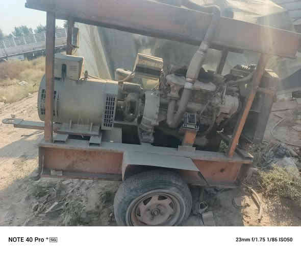 مولد كيه جديد ستعمال كراج 
نضافه محرك وتوليد ضمان 
سنكل فيز السعر ١٢ ورقه وبيها مجال
العنوان ابو غريب الخط السريع 
مقابل معمل حليب بلادي  
***********   ***********
