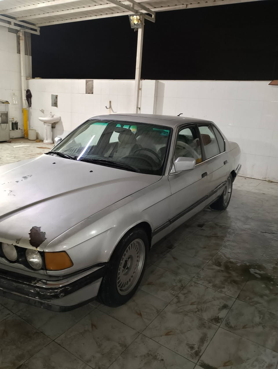 بيئم للبيع باسمي 
سنويه تنتهي 29 
كير جديد عادي 
محرك خير من الله 
كهربائيات تمام كل شغاله 
حداديه 80 بالميه 
***********
