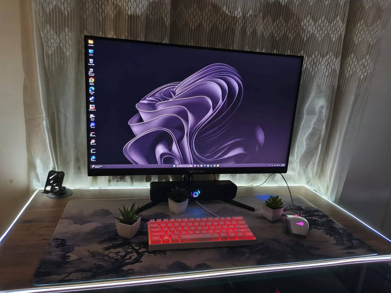 سلام عليكم شباب
عندي pc للبيع مستعمل قليل اقل من ٧ اشهر
مواصفات الكيس مع كامل ملحقاته والقطع جديده كلشي وياه باكيته
17 8700k
Msi z390 pro WiFi
Ram t-force 16 3400hz
Gpu rx 580 super white
Hard
1t hdd
256G ssd
Psu 700w deepcool
Case high tower h54 pro 6fan
معاها شاشة(مواصفاتها بالصورة) و ماوس و كيبورد RGB و سماعة  و يدة و كرسي و ميز 
السعر800 الف 
للتواصل واتساب ‎***********
عنواني الموصل
