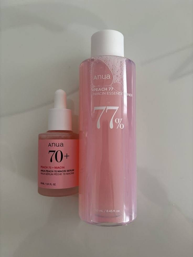 ثنائي النضارة الـزجاجية (The Glass Skin Duo) 💎💖🥰
🥰 التونر (Anua Peach 77% Niacin Essence Toner) ترطيب، تقشير لطيف، وتهيئة البشرة يمنح البشرة ترطيباً عميقاً بفضل مستخلص الخوخ بنسبة77% ينعم ملمس الجلد ويتخلص من الخلايا الميتة بلطف يجهز البشرة كقاعدة مثالية وناعمة لتثبيت المكياج .
🥰 السيروم (Anua Peach 70% Niacin Serum) تفتيح مكثف، نضارة، علاج التصبغات يحارب البهتان ويوحد لون البشرة بفضل النياسيناميد يمنح الوجه لمعاناً صحياً ومظهراً زجاجياً مشرقاً يقلل من مظهر المسام الواسعة والبقع الداكنة.


**إذا كنت صاحب هذا الإعلان وتريد حذفه لأي سبب، رجاءا أرسل رسالة إلى الدعم الفني**