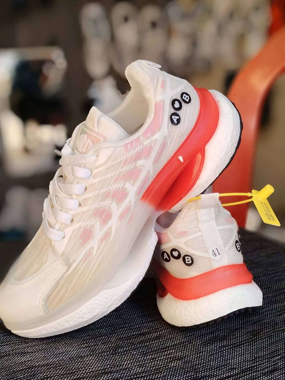 وصلت تشكيلة الأحذية الجديدة! 👟 موديلات عالمية وراحة لا تضاهى. زورونا في الموصل، حي التحرير - مقابل جامع أهل البيت.


**إذا كنت صاحب هذا الإعلان وتريد حذفه لأي سبب، رجاءا أرسل رسالة إلى الدعم الفني**