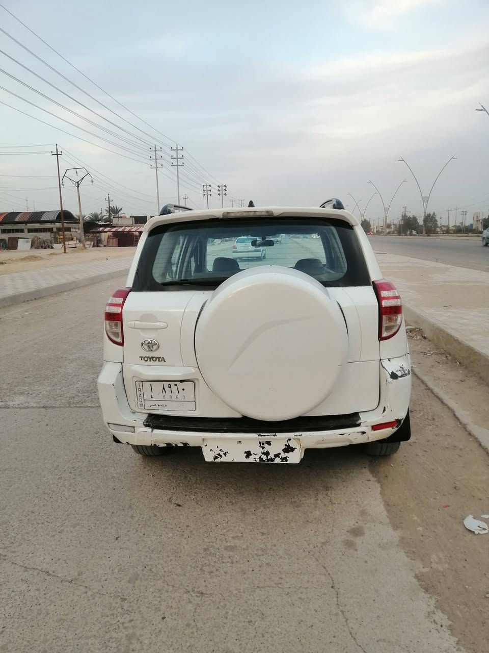 راف فور 2008 رقم بغداد مصبوغة حزام ضررها جامرلغ خلفي محرك كير كهربائيات خير من الله محرك 4سلندر للاتصال *********** مكان السيارة ديالى بعقوبة
