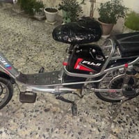 شباب عندي دراجه كهربائيه للبيع بسعر جيد لاني اشتريت حديثه فقررت ابيعهه...