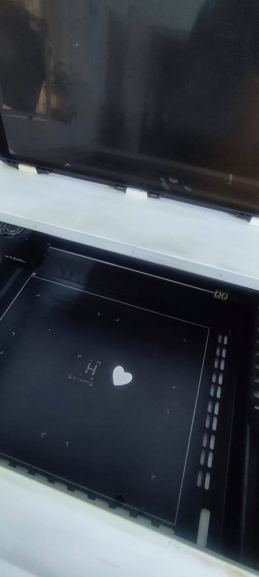 سلام عليكم للبيع ليزر ماركة xtool m1 10واط ..


**إذا كنت صاحب هذا الإعلان وتريد حذفه لأي سبب، رجاءا أرسل رسالة إلى الدعم الفني**