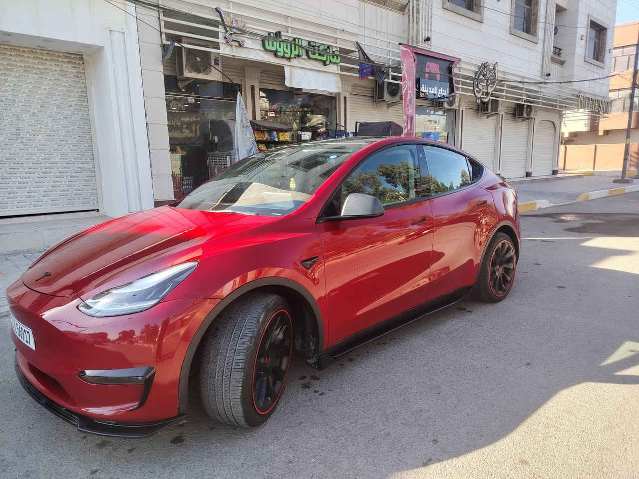🚗 للبيع: Tesla Model Y 2023 Long Range Dual Motor
دبل ماطور، لونغ رينج
فول أونلاين + كت أمريكي أصلي
حادث موضح بالصور
السعر: 18,900
للتواصل: ***********
