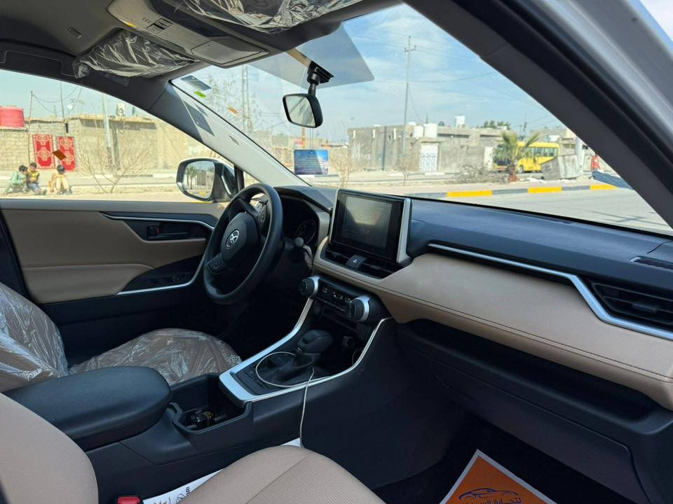 راف فور 24 هايبرد ياباني اصل رقم بغداد مرقم وكامل مكفول كفاله عامه ماشيه 26 مطلوب التسديد مقترض وكفيل وكاله ب سياره ثاني يوم 

مكان السياره ناصريه
***********
