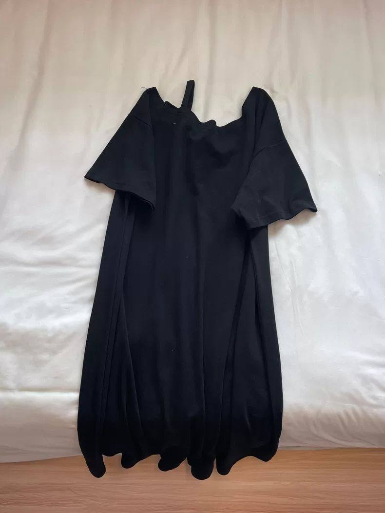 حرّ الصيف يروح… بس الأناقة تبقى 😌☀
السعر ٢٥ الف 
القياس L-4xl


**إذا كنت صاحب هذا الإعلان وتريد حذفه لأي سبب، رجاءا أرسل رسالة إلى الدعم الفني**