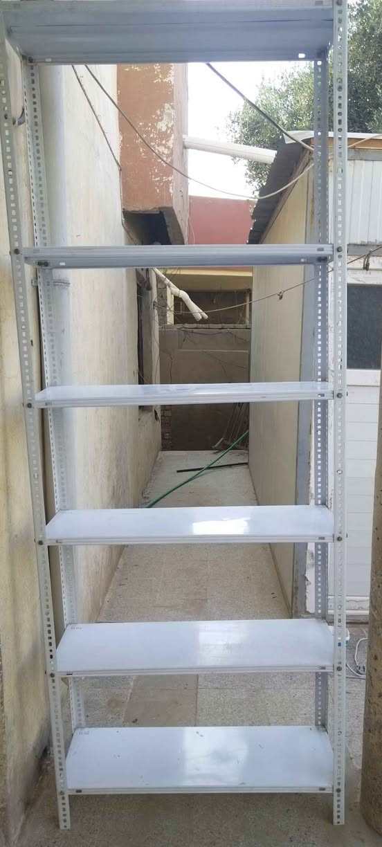 رفوف عرض حديد عدد اثنان  عرض ١متر وارتفاع ٢ ونصف متر العنوان الديوانية حي الفرات موبايل *********** السعر ١٥٠ الف وبيهة مجال ديوانية, القادسية

