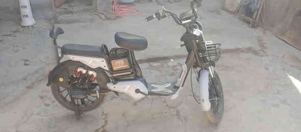 سلام عليكم باسكل عل شحن للبيع ابسعر مناسب300وبيهه مجال الباسكل نضيف لا يغرك التصوير شراي دك عله هاذه الرقم*********** مو شراي لاتعبني اخيك ومستعجل عل بيعهه
