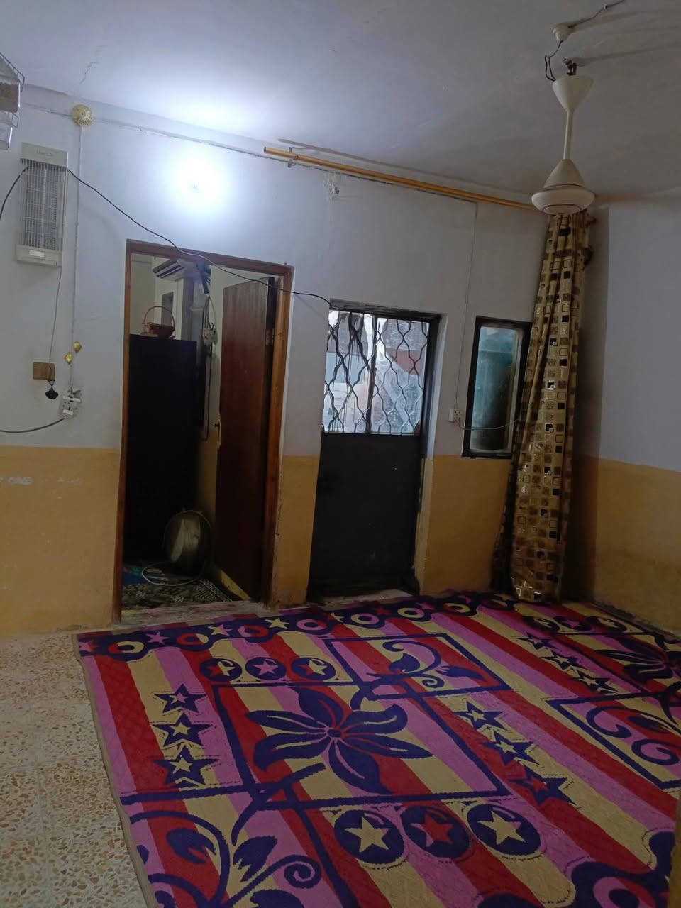 السلام عليكم بيت للبيع 100 متر علوه الفحل مقابل البان القريه بالبدايه الاستفسار على هذا الرقم *********** بي واستاب
