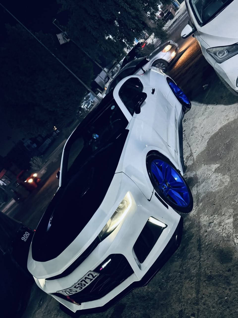 كمارو rs v6 بسعر مناسب
موديل 2017
رقم اربيل الدولي هزه جديده تريد تحويل وكاله 
ضرره بسيط بتاير المامي ولخلفي
بيه قطعه وحده صبغ وبيه مكانات بارد بجاملغ لخلفي ولباب سايق باقي كفاله شواصي لغود دواخل كوله مكفوله
ماشية 68 الف كيلو مو ميل 
كير محرك اكسل كفالة 
ادامة على المحرك كاملة بلكات نوزلات 
ويل حجم 20 ss
محدث بچم Z1
صدر السيارة جديد 
كهربائيات بلاد ما ملعوب بيهن 

مواصفات عادية
بصمة
 تشغيل عن بعد
شاشة 
كامرة 
شفتات ستيرن 
درايف مود 

السعر 130وبيه مجال
مكان السيارة بغداد التاجي
واتساب ***********
