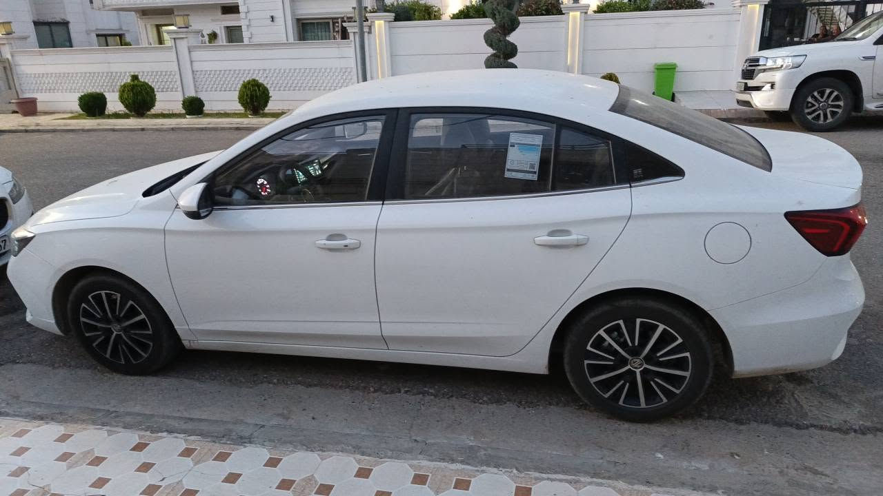 سياره ام جي ٥ بلس

محرك 1500 تنفس طبيعي
ماشيه 10,000
رايدها ١٢٠ وبيها مجال بصيط
السياره بسمي وكلشي بيها نضامي
السياره بيها حادث موضح بل صور حار فقط بنيد اي مشكله ثانيه ما بيها 

مواصفاتها لايتات ليد تحكم يدوي
مثبت سرعه+سياره اقتصاديه نضام eco وبيها موصفات ثان

رقم تلفوني *********** أربيل, العراق
