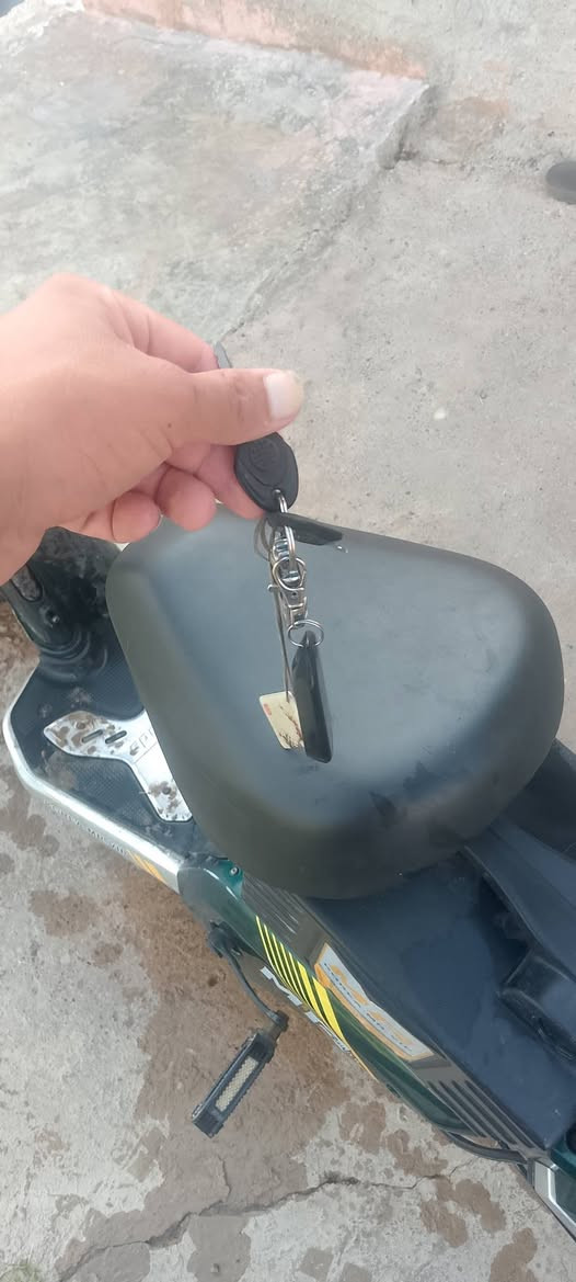 السلام عليكم الماطور شحن للبيع سعره  100 بها مجال كثير بيها مجال هذا رقمي*********** فحم في فحم
