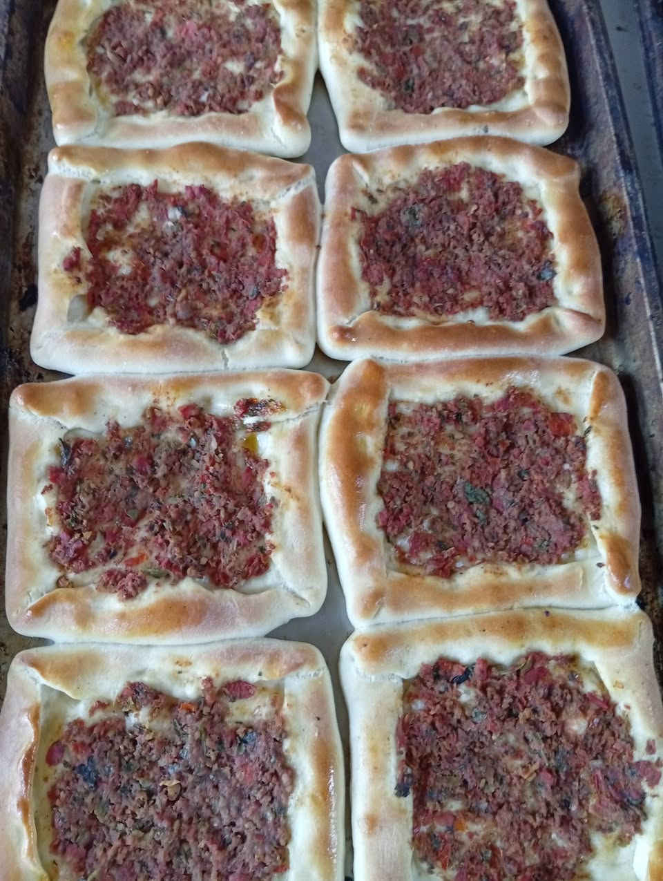 البيت التركي كل شي  جديد وتازه جربوها تدمنوها
حي دولار قرب قنطرة البوعلابي نهاية شارع دكتور ناجي 
***********
ملاحظه/يوجد خدمة توصيل
