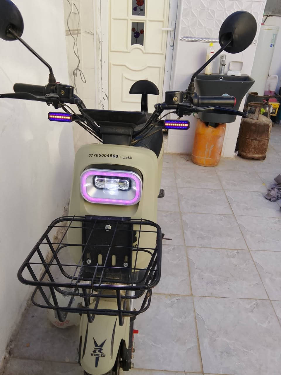 السلام عليكم دراجة شحن ار 8 بطاريات جديدة لايتات عالي وناصي ترجع بك الدراجة ب 450الف


**إذا كنت صاحب هذا الإعلان وتريد حذفه لأي سبب، رجاءا أرسل رسالة إلى الدعم الفني**