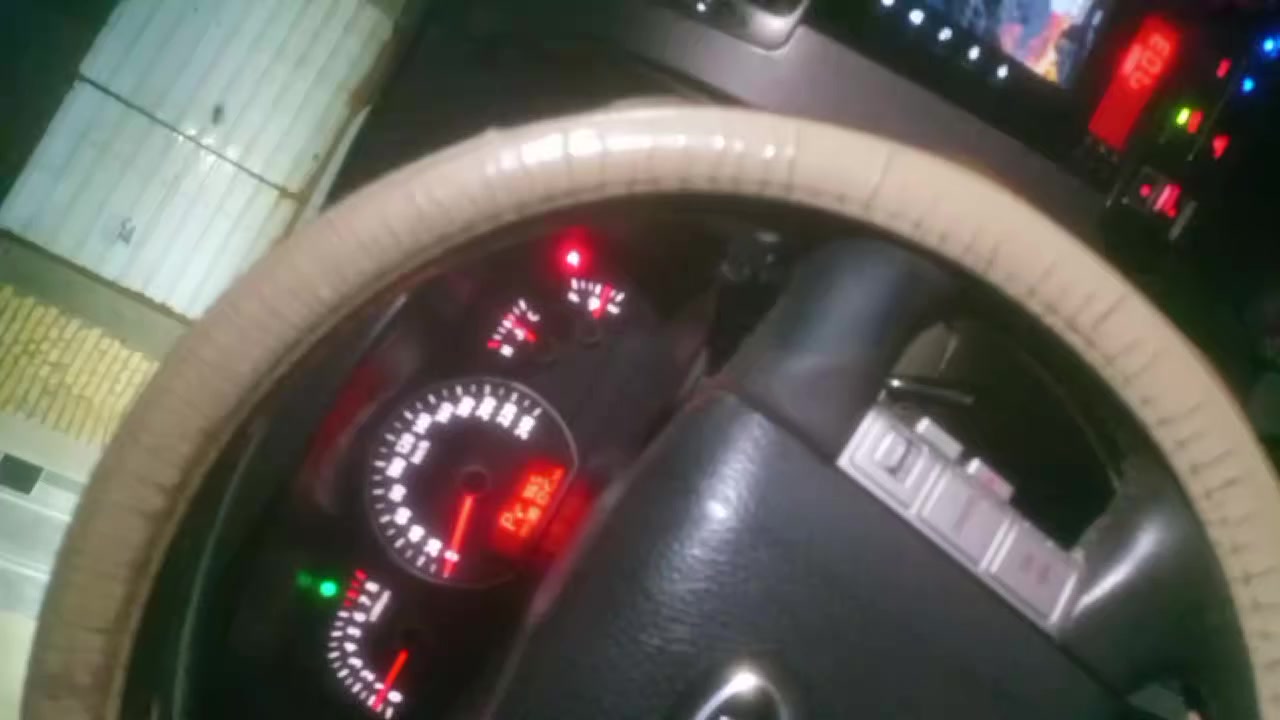 عندي مهافي خليجي موديل 12 فول مواصفات كشنات جلد فتحه بلسقف تبريد ثلج 7 راكب كير محرك مكفولات جاهزه من كلشي بيها صبغ اني ابيعلك عام طبعا محرك وكيربرغي مامفتوح بيها علا ايدي رقم مميز دولي جديد سنويه لل30 عارضها ب115 واقل من 110 مابيع بلعافيه علياخذها سياره أي گلوب بلدشبول مامعتلك ***********
