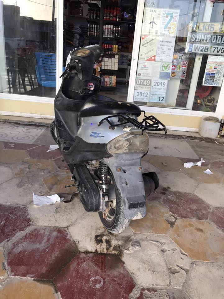 بيجي اللبيع  
نضيفه نكره سلف 
مفتوحه بس بستم الصلي 
درجه ناعمه كلش 
السعر ٤٢٥
***********
