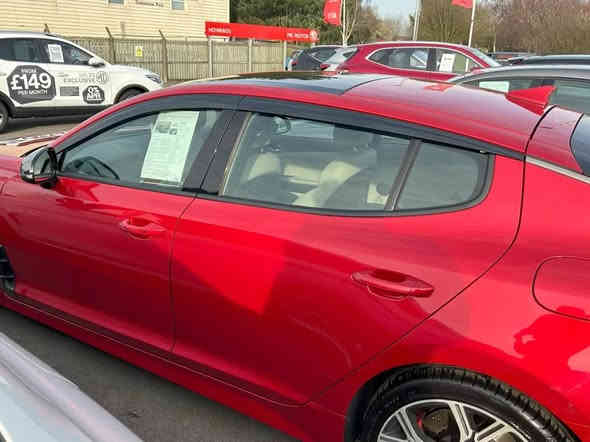 كيا ستنكر

تحيه حب وتقدير لجميع متابعين كماليات محمد الجوهر للسيارات أخوكم محمد الجوهر ***********

كيا ستينكر من 2017 لحد 2022

بردات كويتي متوفر نسبه 
تعتيم 65 %
تعتيم 85 %
تعتيم 100 %
7 قطع والسيم مالته قوي وخامه نوعيه زينه 

سعر التخم 50 الف

شفتات ستيرن كاربون بلاستك 
السعر 35 الف

شفقه جام خلفي اسود لماع
السعر 70 ألف

جناح صندوق اسود لماع 
السعر 70 ألف

لحيه خاصه اسود لماع 
السعر 70 الف

للحجز مراسله عالخاص
واتساب ***********
