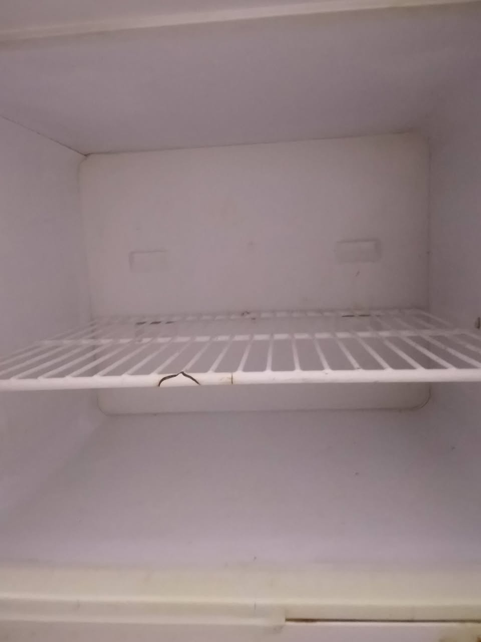 ثلاجه للبيع السعر 100 وبيه مجال والله العضيم نضيفه وتجميد فول العنوان بعقوبه باب الدرب


**إذا كنت صاحب هذا الإعلان وتريد حذفه لأي سبب، رجاءا أرسل رسالة إلى الدعم الفني**