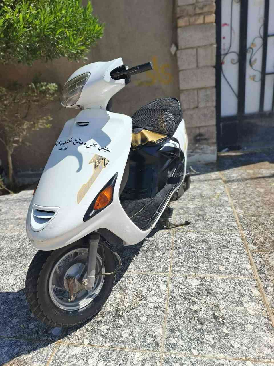 سلام عليكم  فورتي فراشه كهربايات شغاله  مكينه شعله ومعدال سلف هندر شغال الايت امامي خلفي دبل اشاره كفرات جدد الدارجه مكفوله بلادي مال شركه تايرت جدد رقمي***********السعر  400وبي مجال الطيبين 🦅
