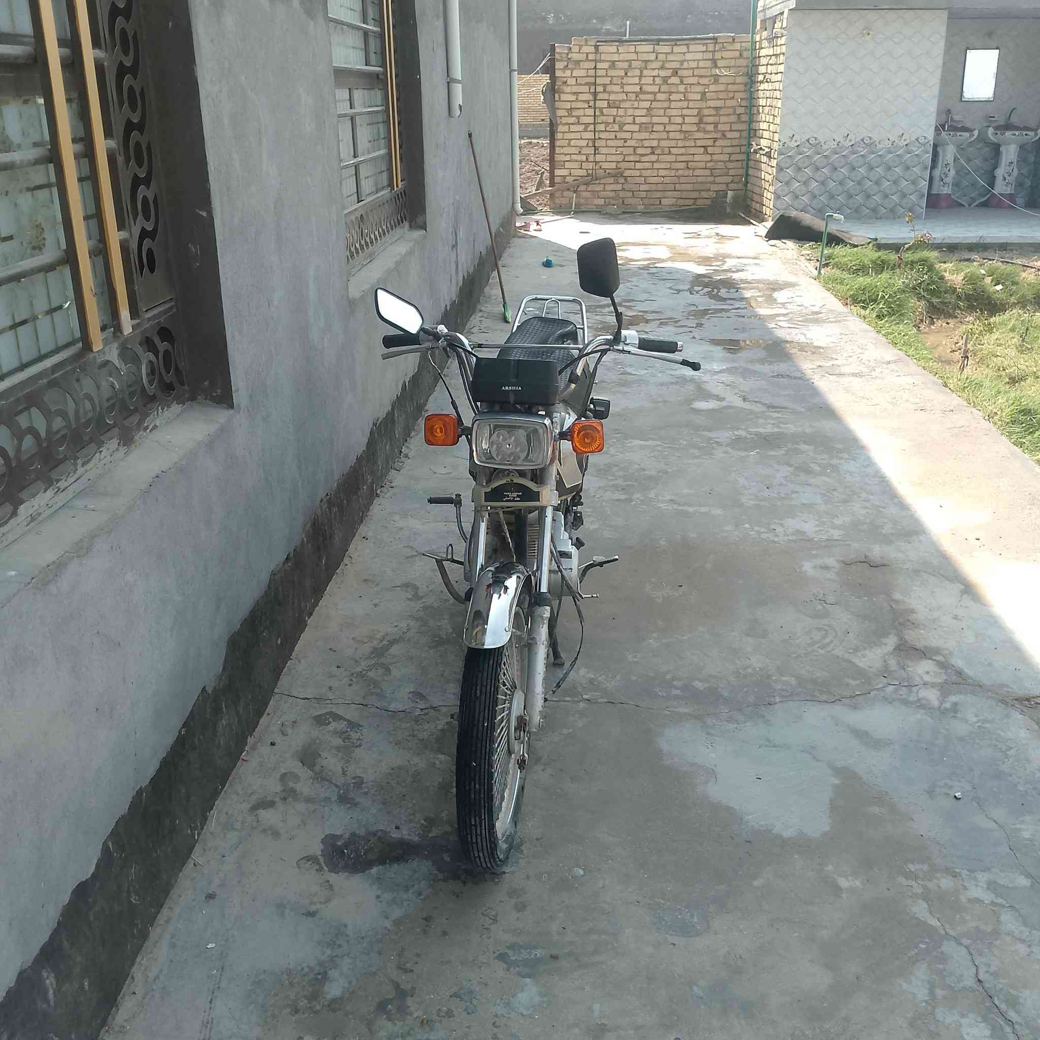 السلام عليكم دراجه للبيع نامه موديل 20مكفوله محرك مامفتوح كهربايات كلها شغاله الدراجه كلك السعر 385وبيه،مجال،بسيط،المكان،الحمزه،الغربي،منطقه،البوعبدالله


**إذا كنت صاحب هذا الإعلان وتريد حذفه لأي سبب، رجاءا أرسل رسالة إلى الدعم الفني**